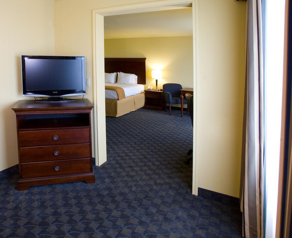 Holiday Inn Express & Suites, Corpus Christi Nw, Calallen By Ihg Exterior photo
