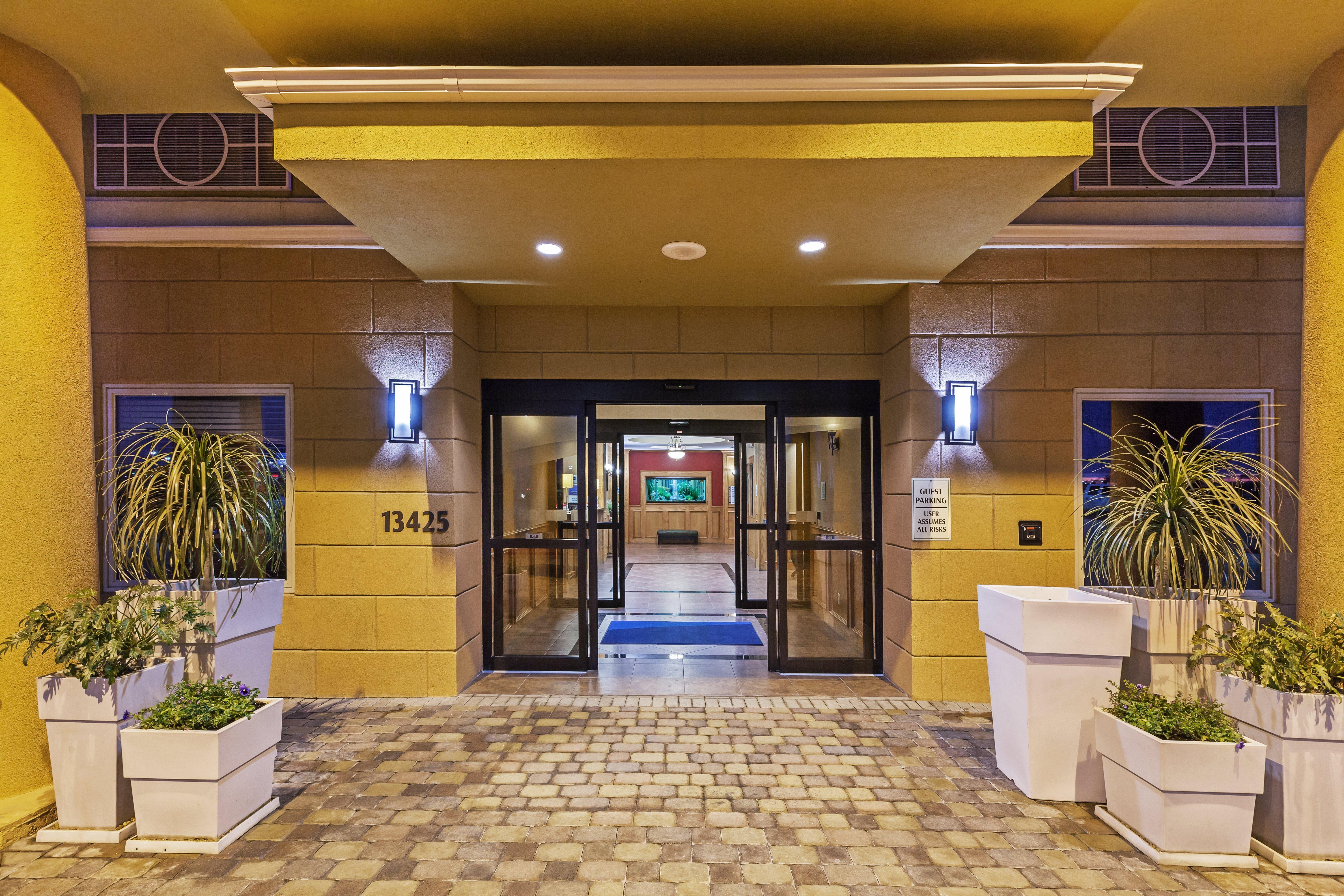 Holiday Inn Express & Suites, Corpus Christi Nw, Calallen By Ihg Exterior photo