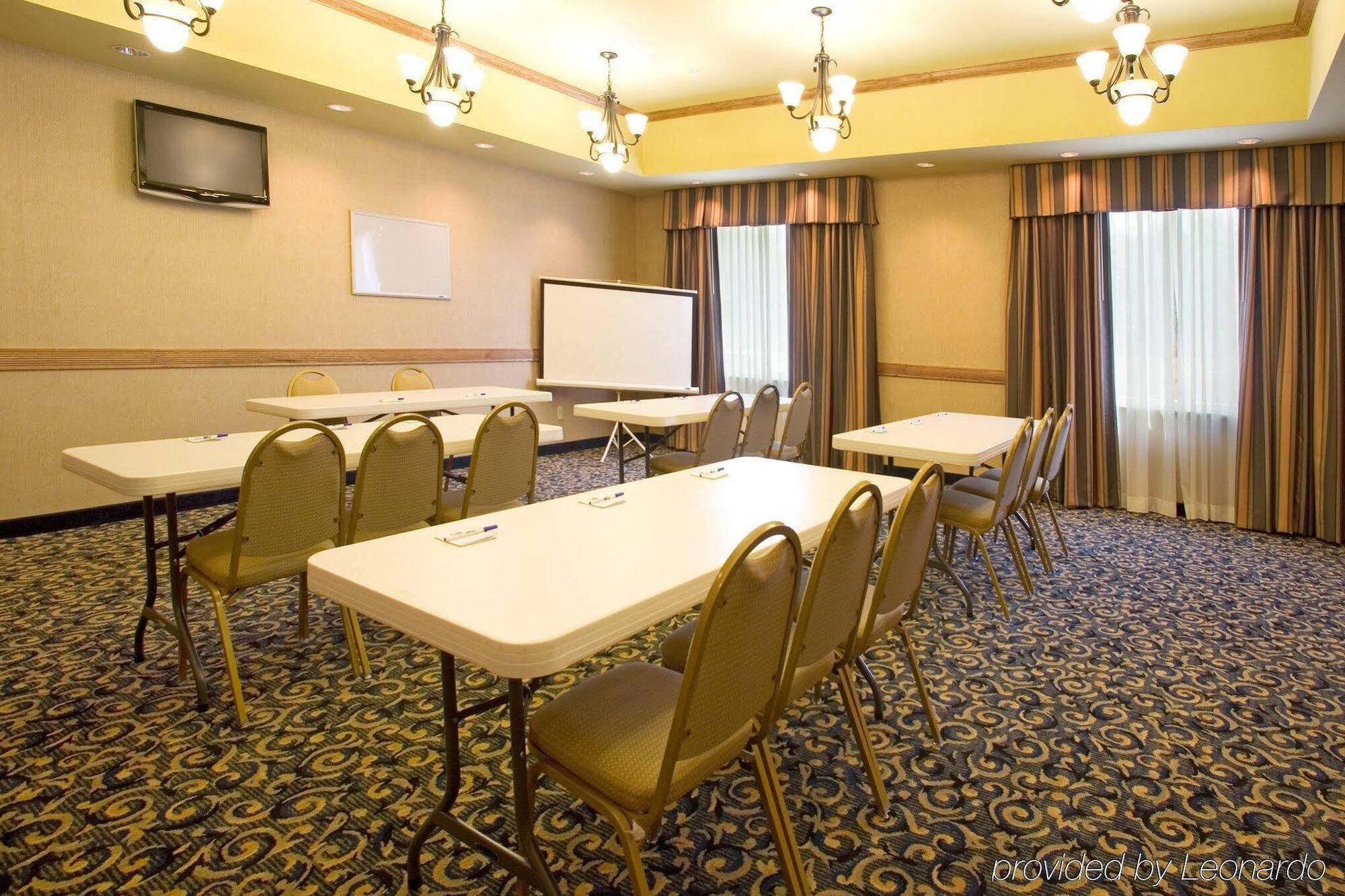 Holiday Inn Express & Suites, Corpus Christi Nw, Calallen By Ihg Exterior photo